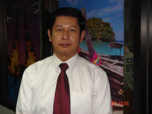 muangyot.jpg